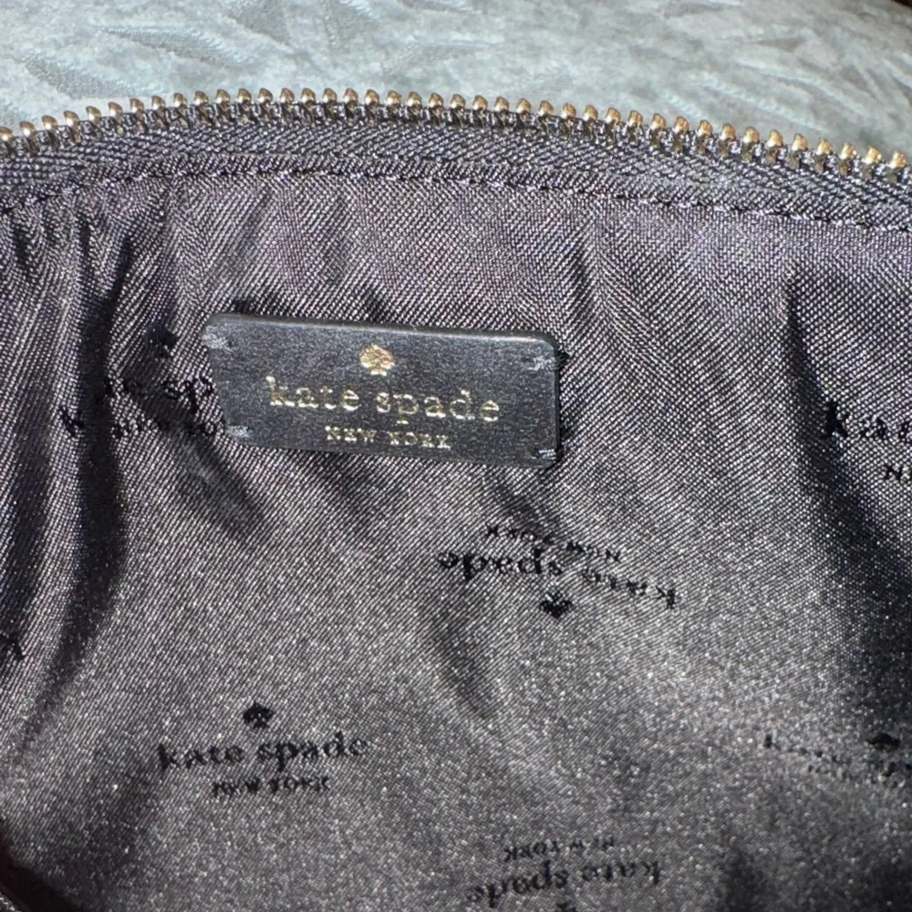 Kate Spade ♠️ Black Wristlet - Picture 5 of 7